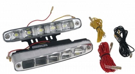 LED světla pro denní svícení, ukosená, Chrom a Kouřové Provedení.